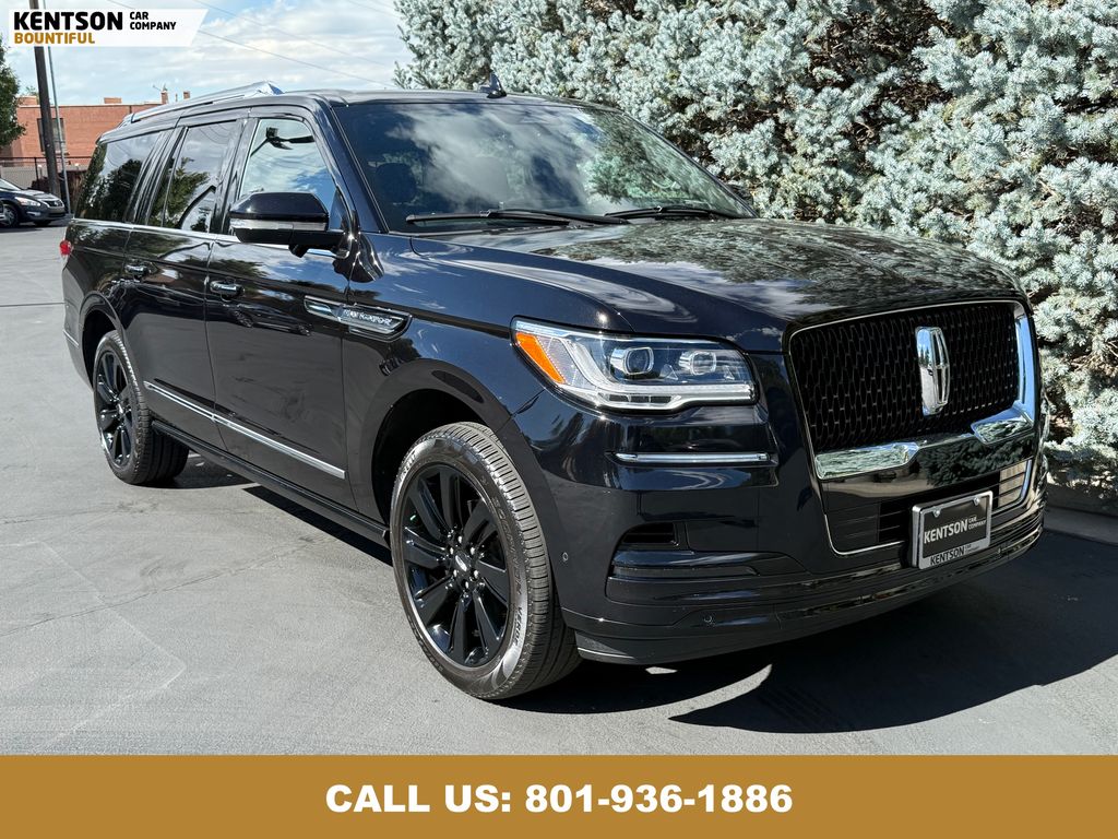 2022 Lincoln Navigator L Reserve photo 11