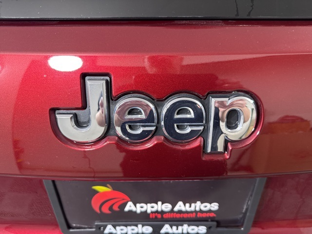 2020 Jeep Grand Cherokee Overland photo 8