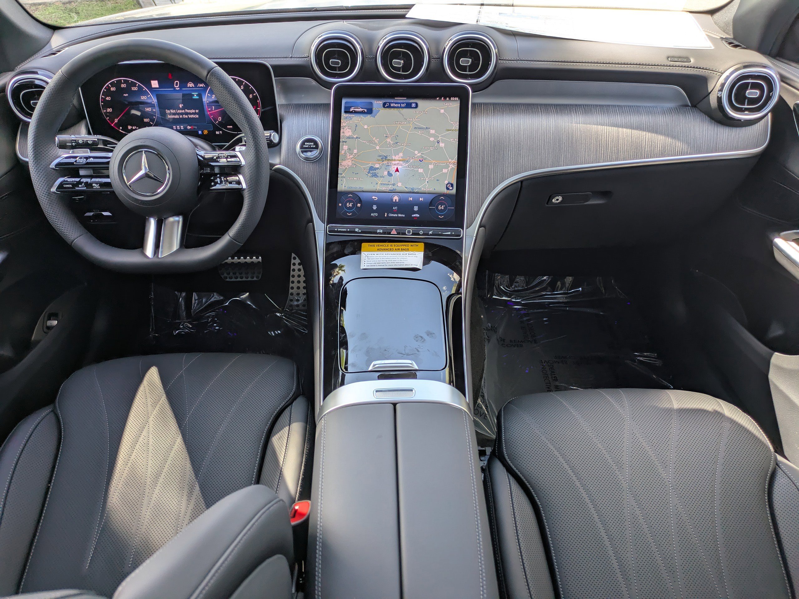 2026 Mercedes Benz GLC 300 4MATIC photo 2