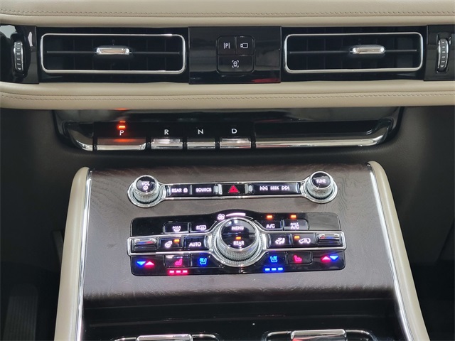 2021 Lincoln Aviator Reserve photo 25