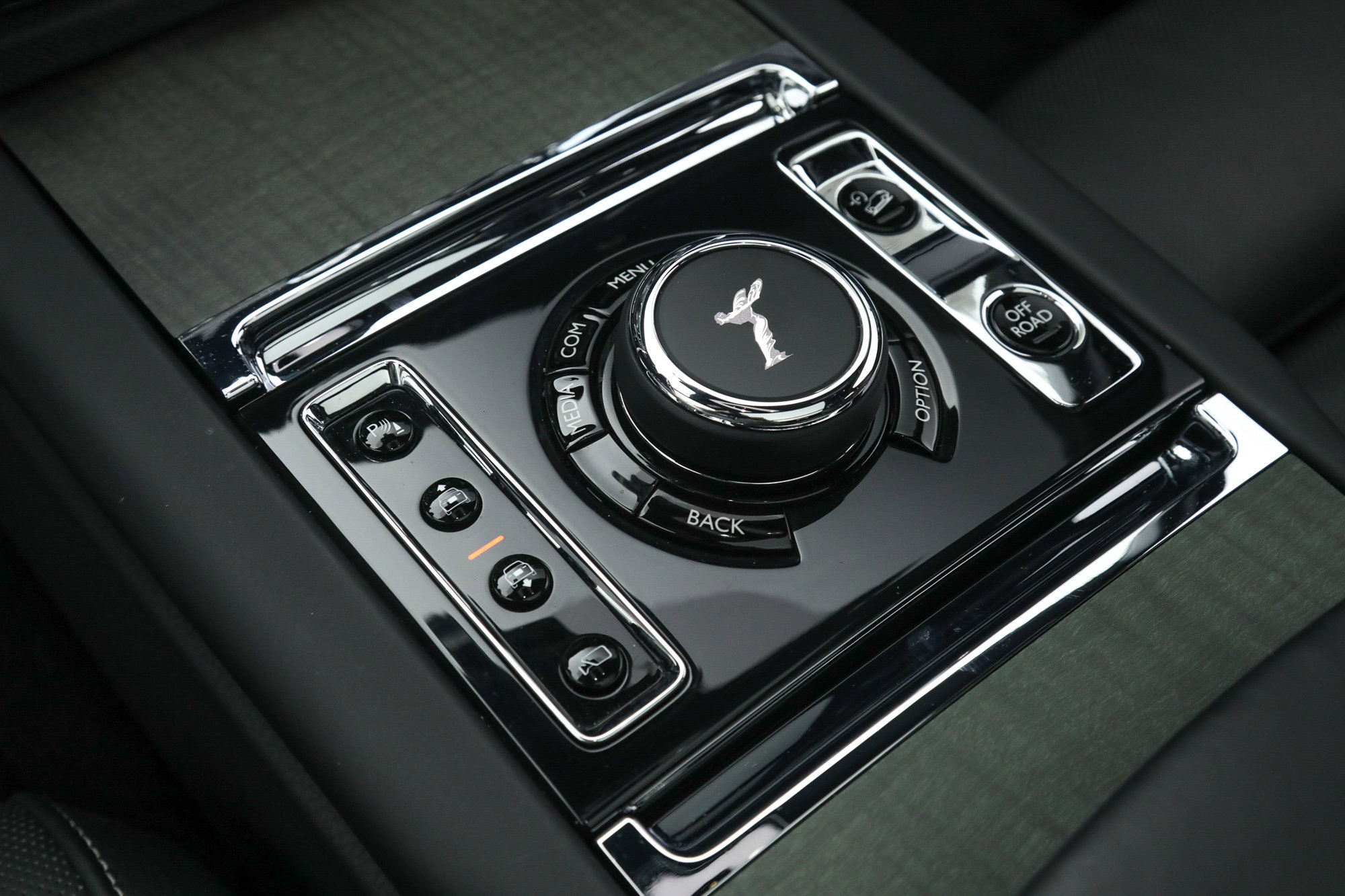 2020 Rolls Royce Cullinan photo 31