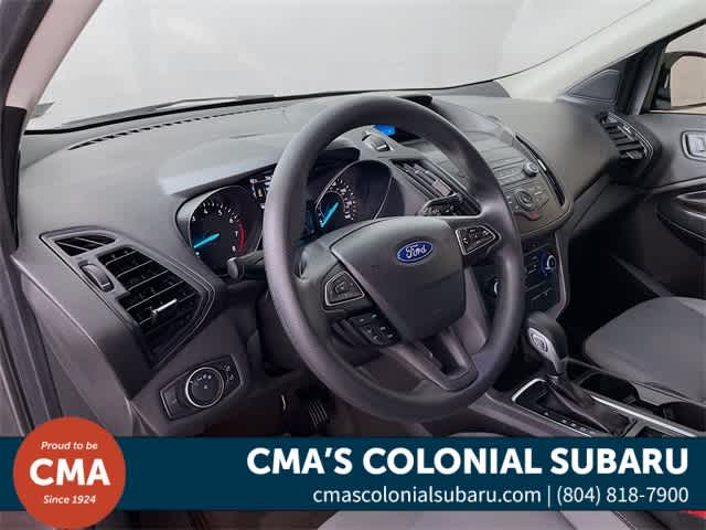 2019 Ford Escape S photo 9