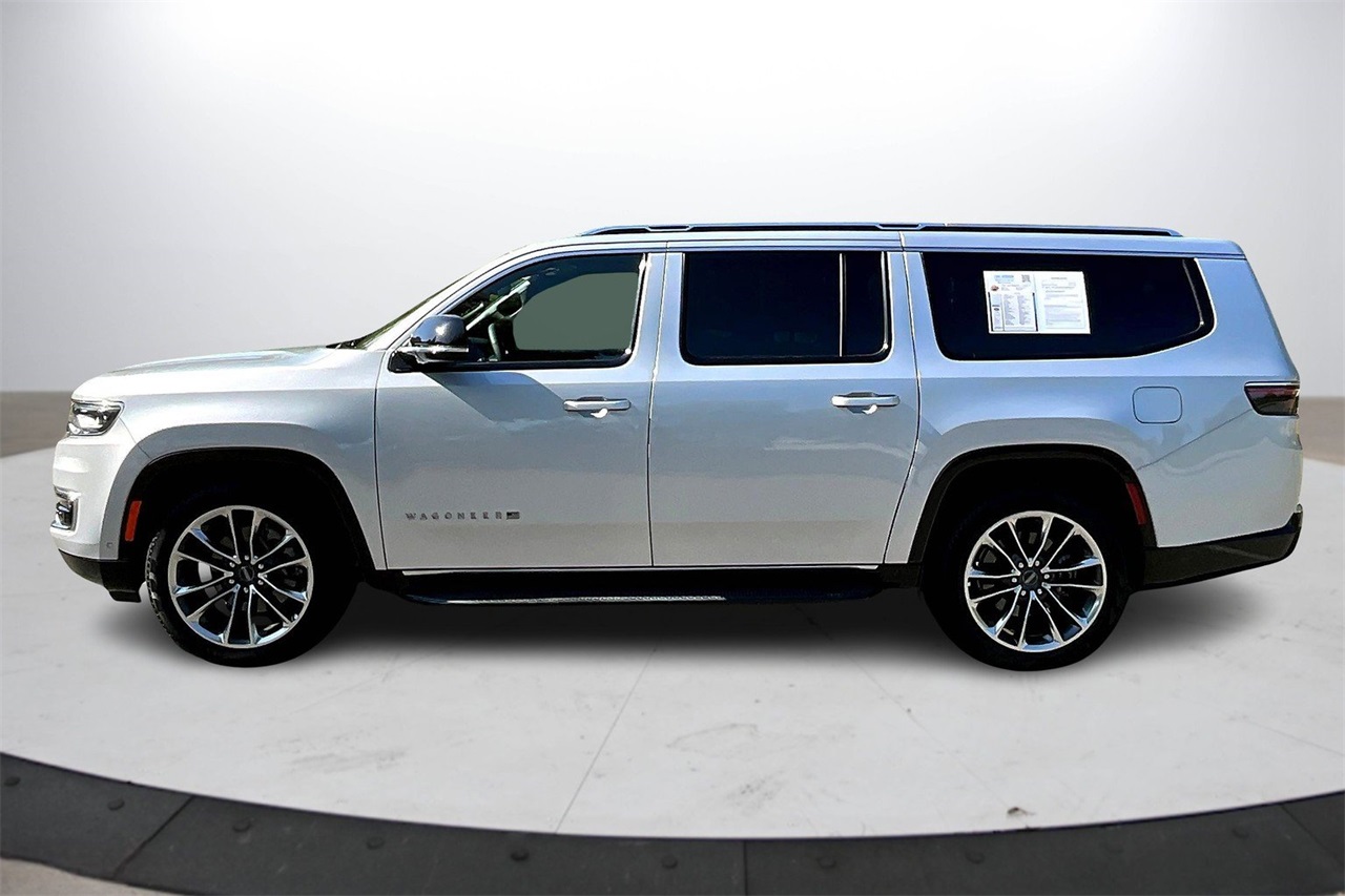 2024 Jeep Wagoneer L Series II photo 5