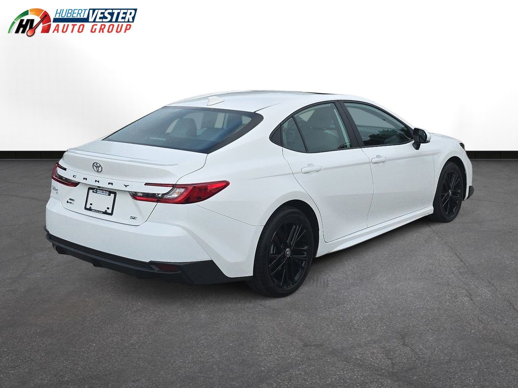 2025 Toyota Camry SE photo 6