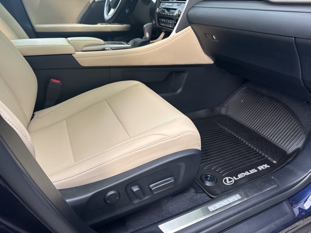 2022 Lexus RX 350L Premium AWD photo 16