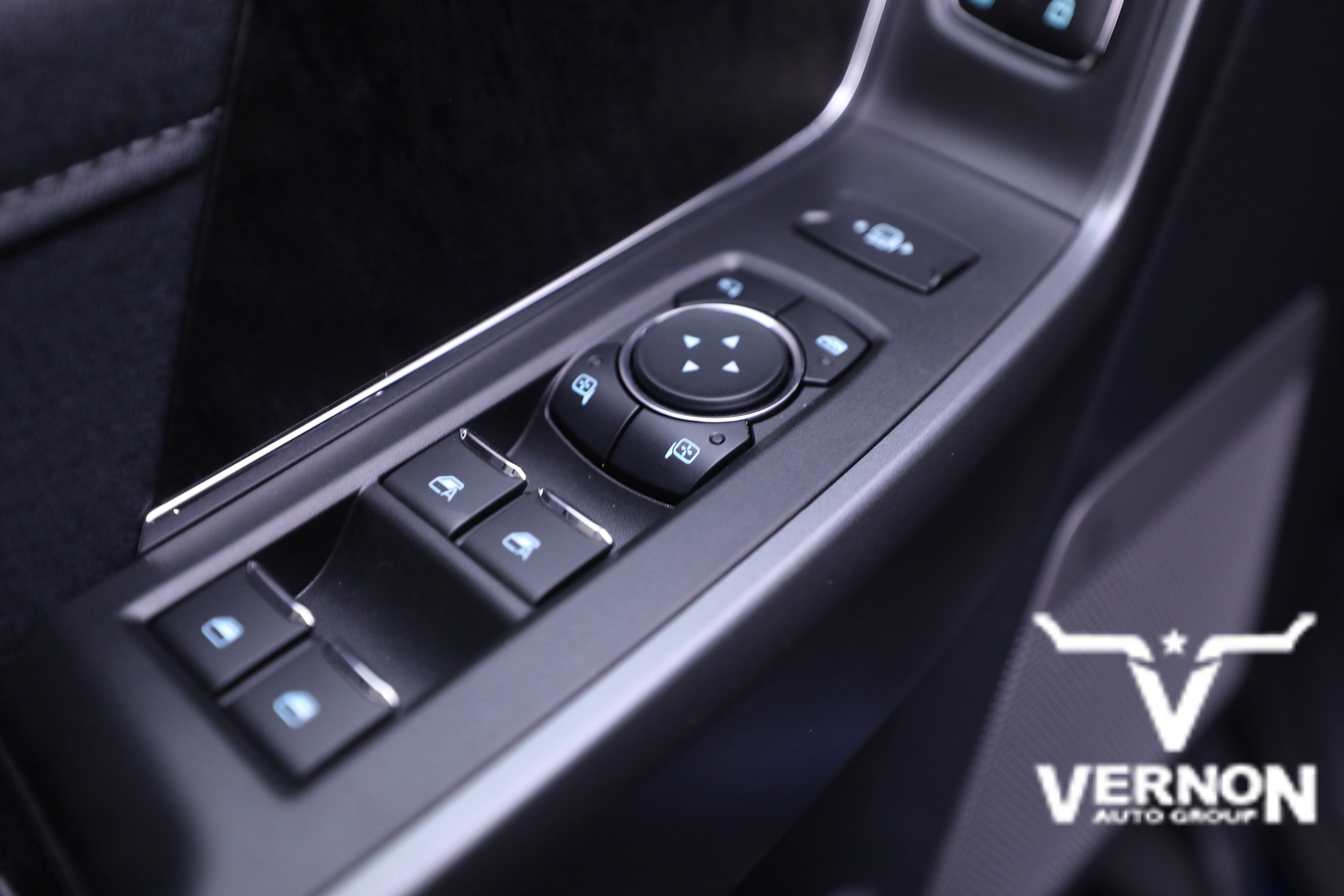 2026 Ford F-250 Lariat FX4 photo 3