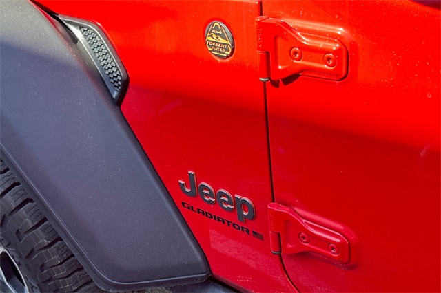 2023 Jeep Gladiator Mojave photo 7