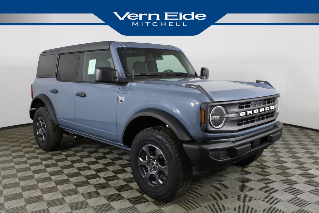 2025 Ford Bronco 4-Door Big Bend's photo