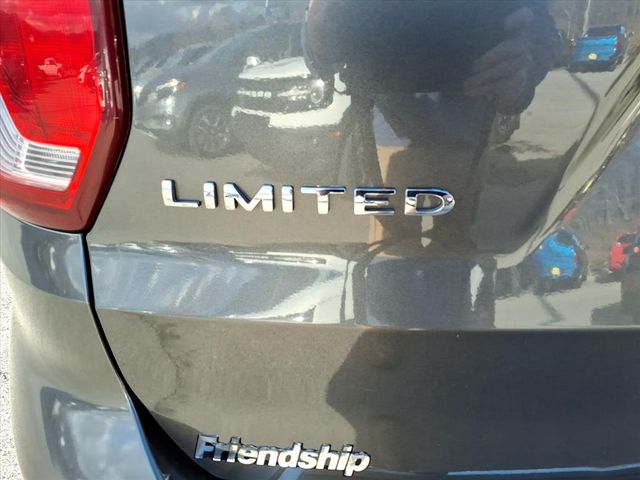 2019 Ford Explorer Limited photo 4