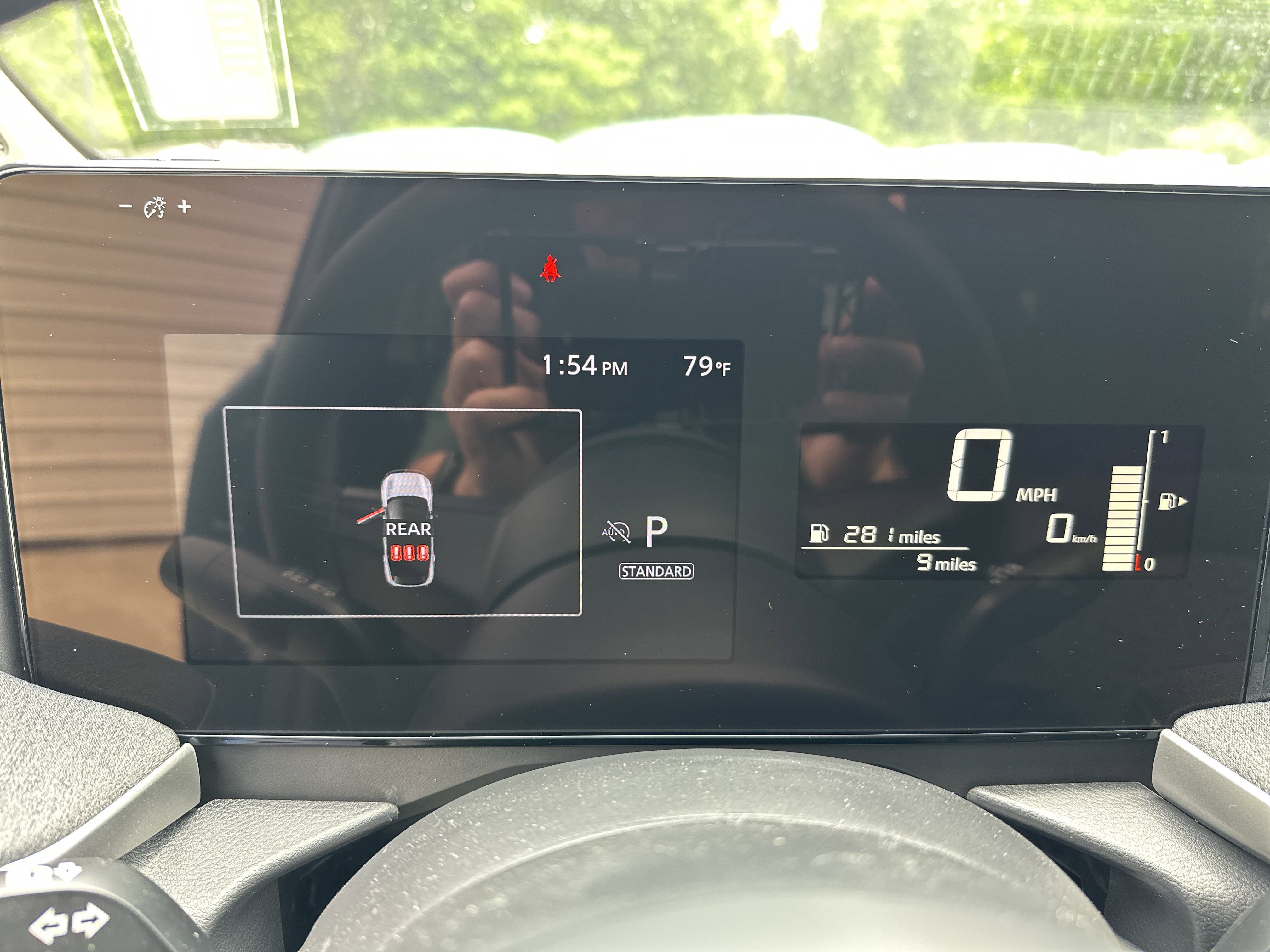 2025 Nissan Kicks SV photo 11