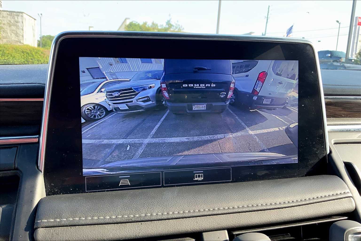 2021 Chevrolet Tahoe Z71 photo 26