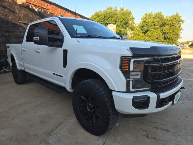 2022 Ford F-250 Lariat photo 3