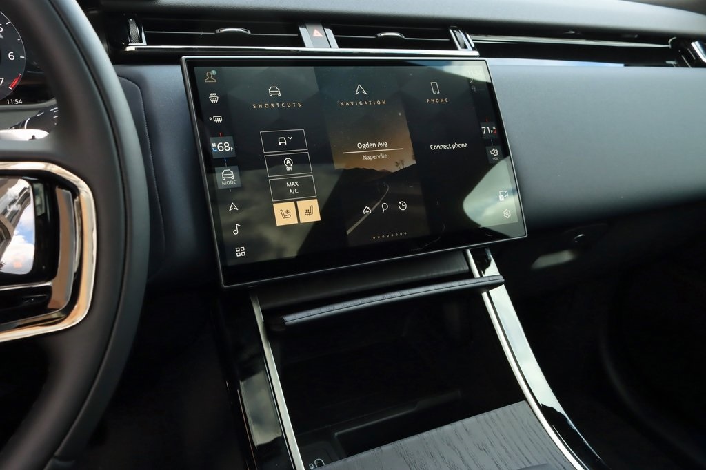 2025 LAND ROVER RANGE ROVER VELAR - Image 16