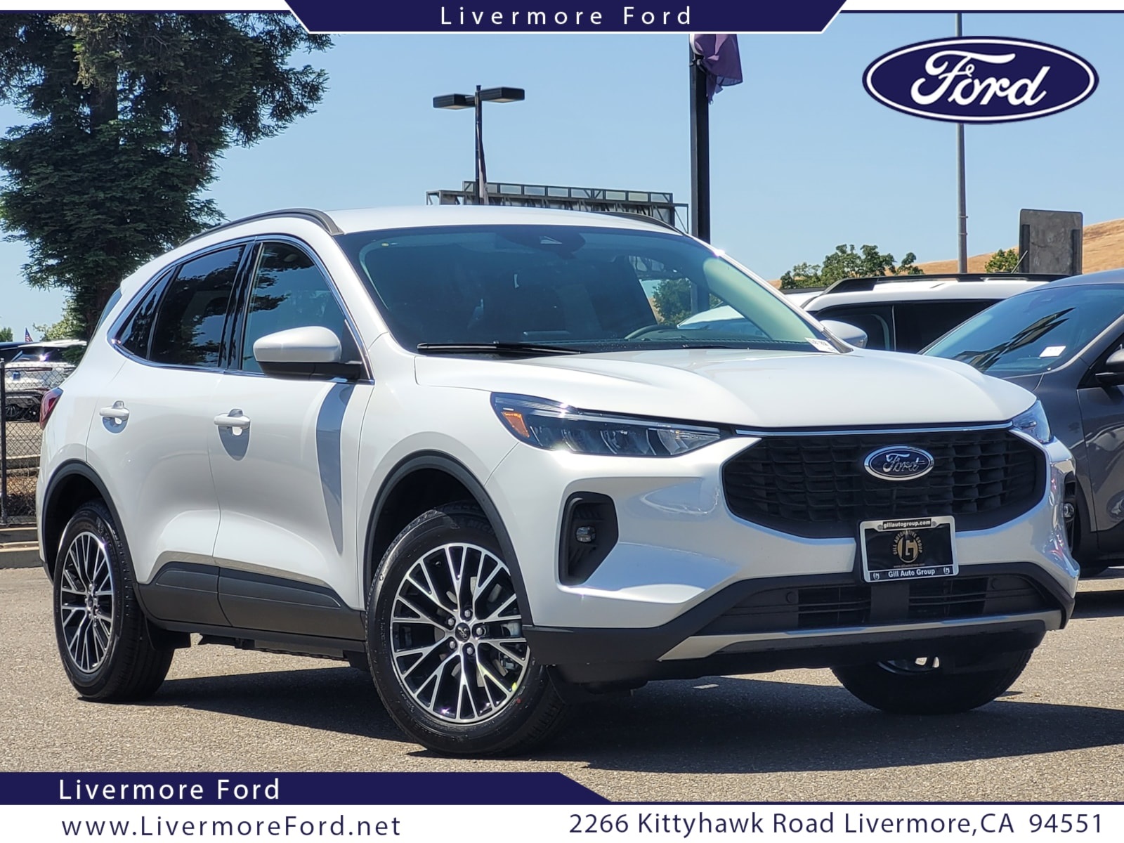 2025 Ford Escape PHEV's photo