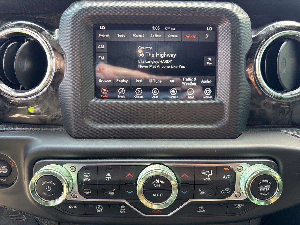 2021 Jeep Gladiator Rubicon photo 46