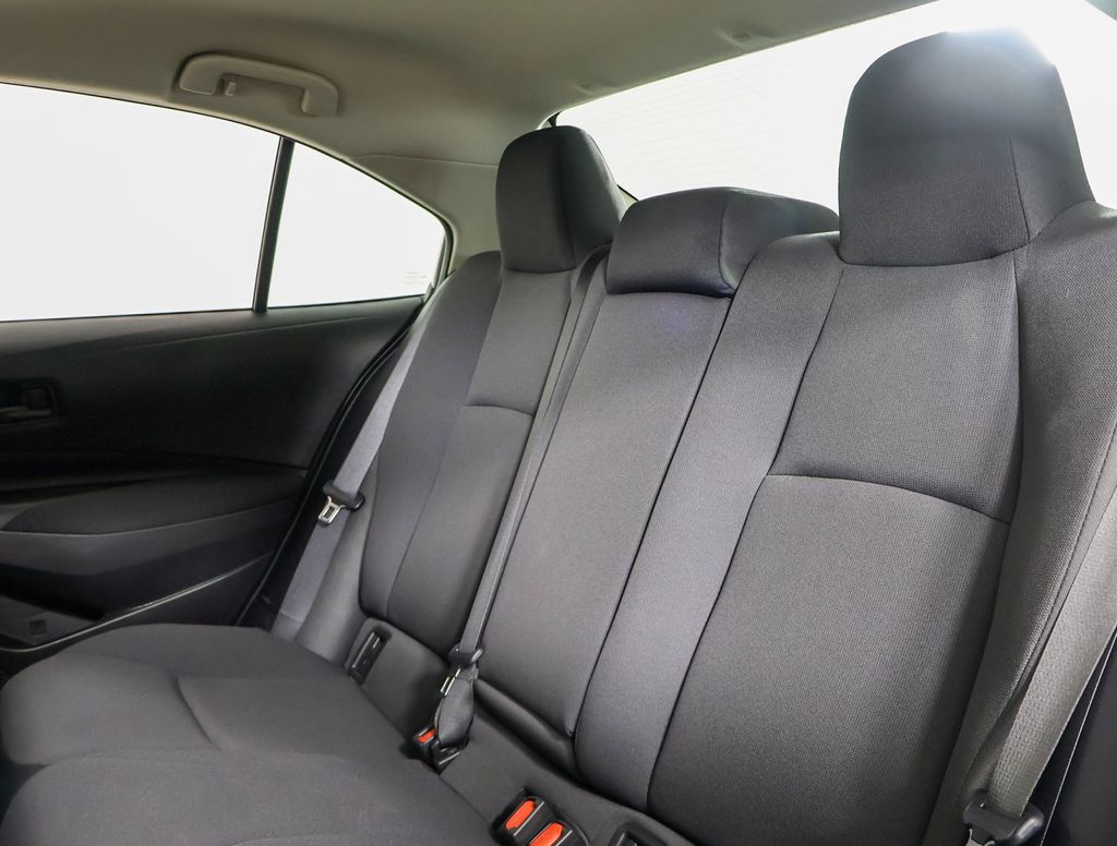 2023 Toyota Corolla LE photo 12