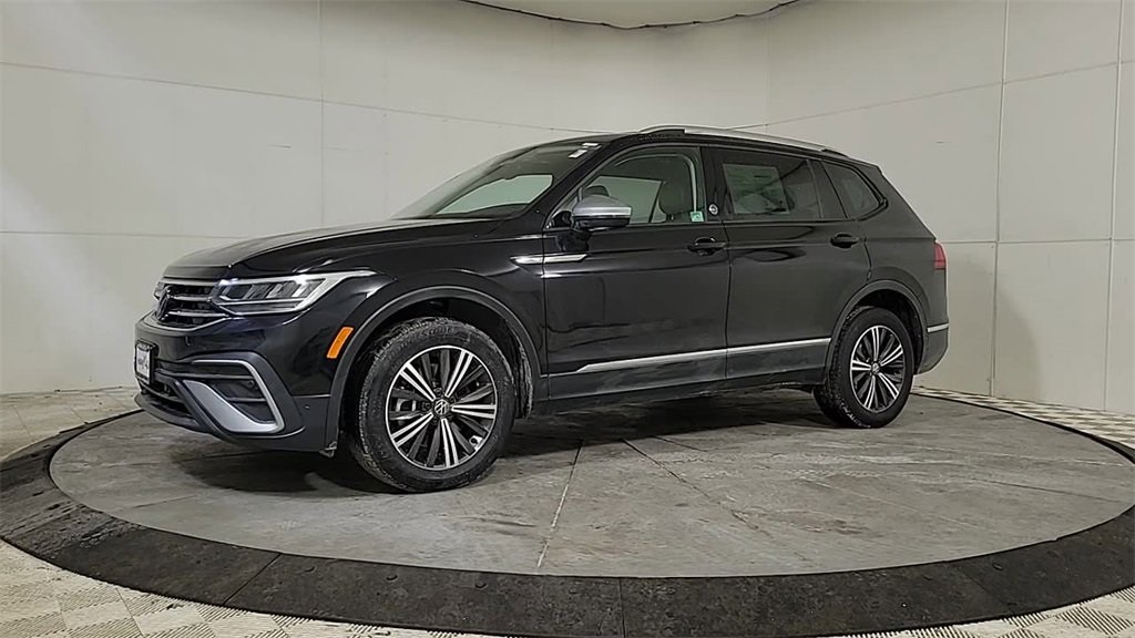 2024 VOLKSWAGEN TIGUAN - Image 9