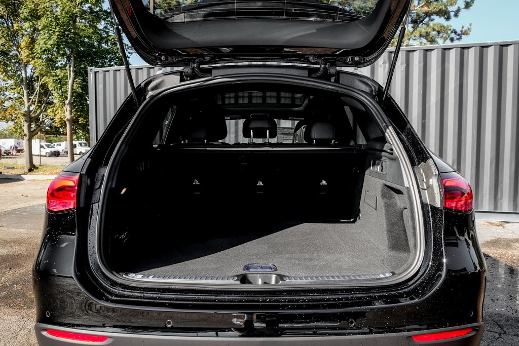 2026 Mercedes Benz GLC 300 4MATIC photo 8