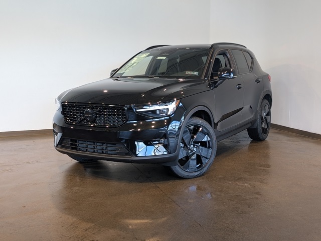 2026 Volvo XC40 Ultra Black Edition's photo