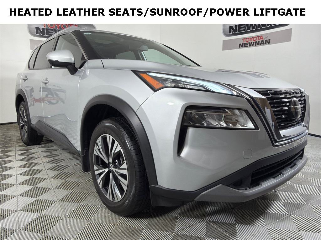 2021 Nissan Rogue SV's photo