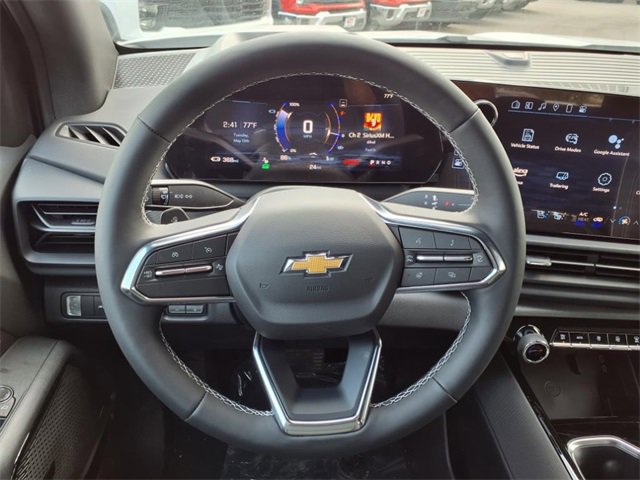 2025 Chevrolet Silverado EV LT photo 10