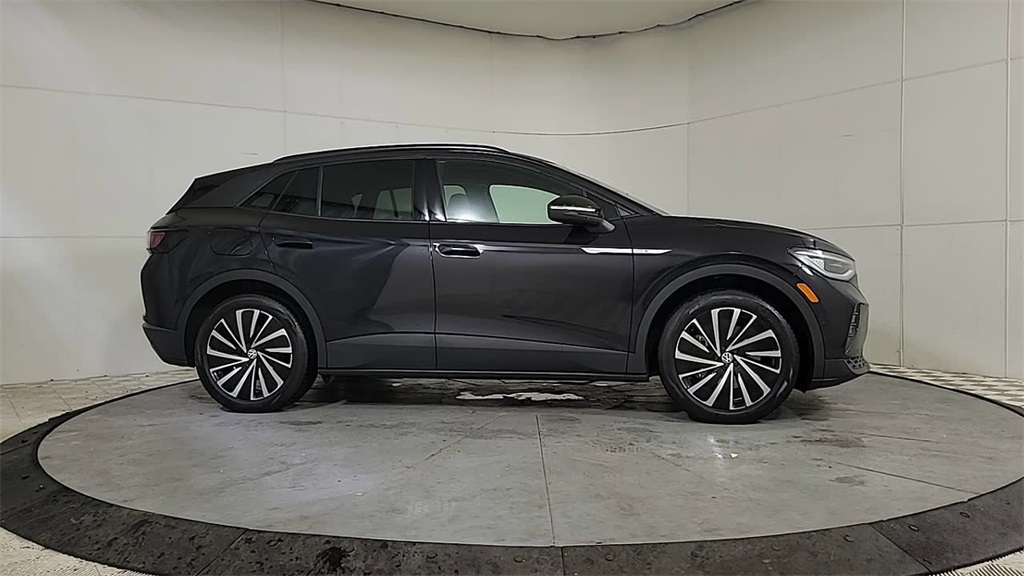 2024 VOLKSWAGEN ID.4 - Image 8