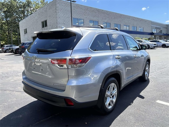 2016 Toyota Highlander Limited photo 2