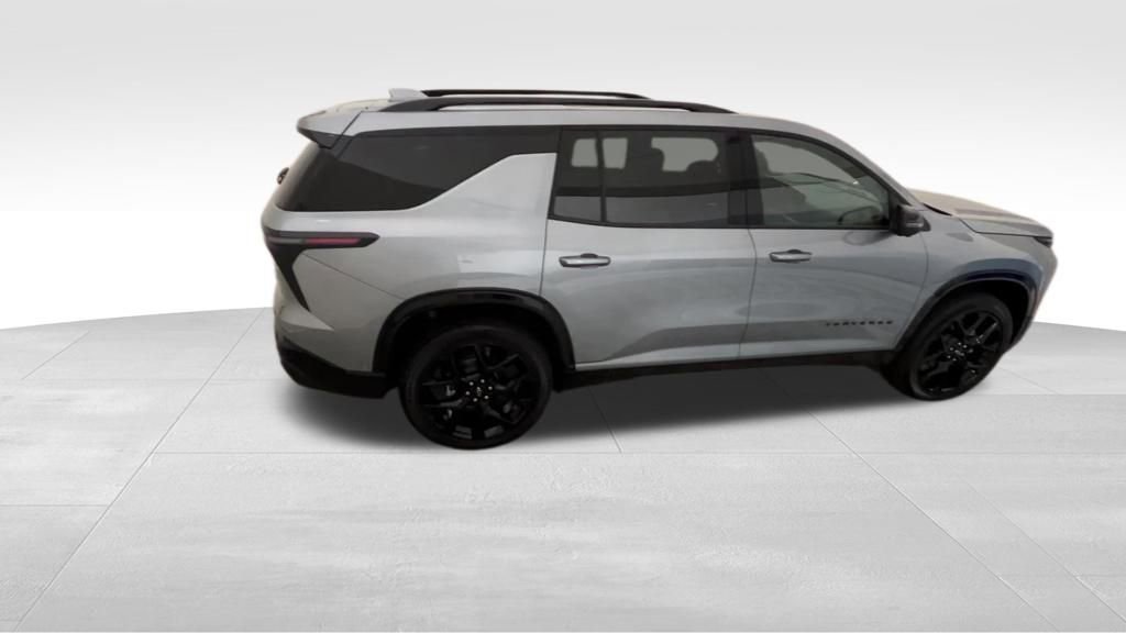 2025 Chevrolet Traverse RS photo 4
