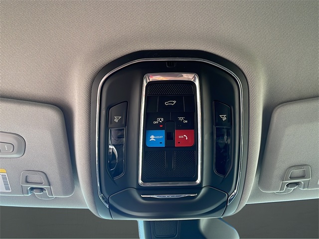 2024 Jeep Grand Cherokee Limited photo 25