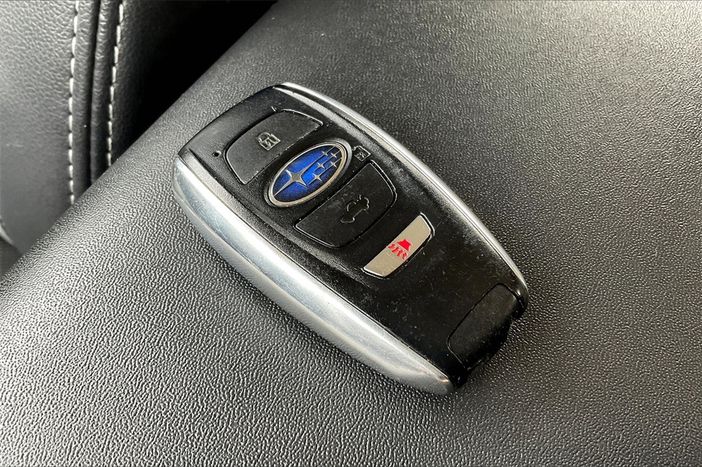 2020 Subaru Legacy Limited XT photo 9