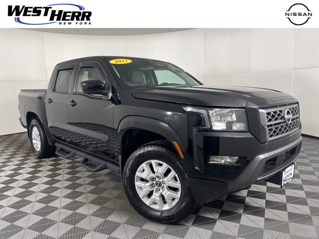 2022 Nissan Frontier SV's photo