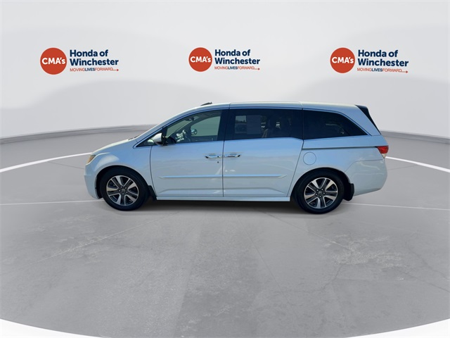 2015 Honda Odyssey Touring photo 6
