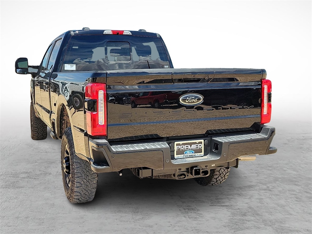 2025 Ford F-250 photo 8
