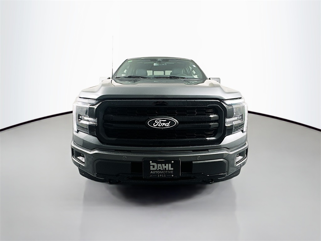 2025 Ford F-150 Lariat photo 2