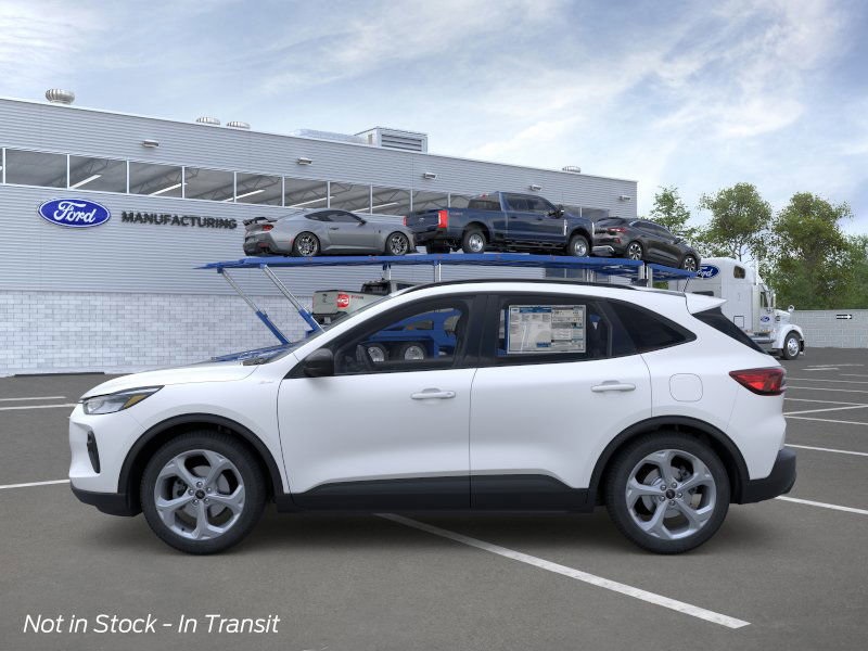 2025 Ford Escape ST-Line photo 3