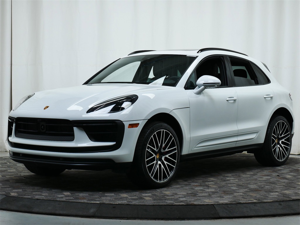 2025 Porsche Macan S