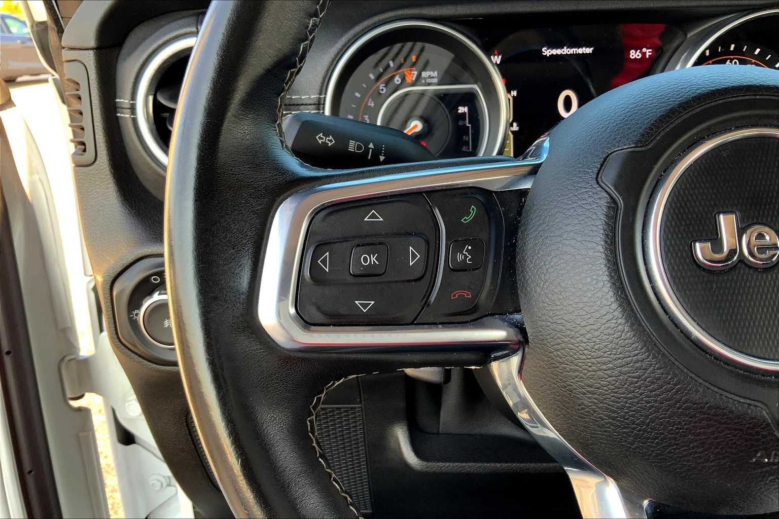 2018 Jeep Wrangler Unlimited Sahara photo 20
