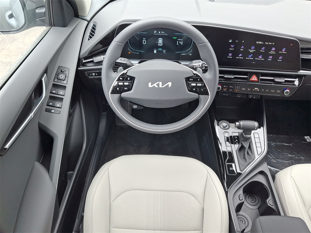 2025 Kia Niro EX photo 10