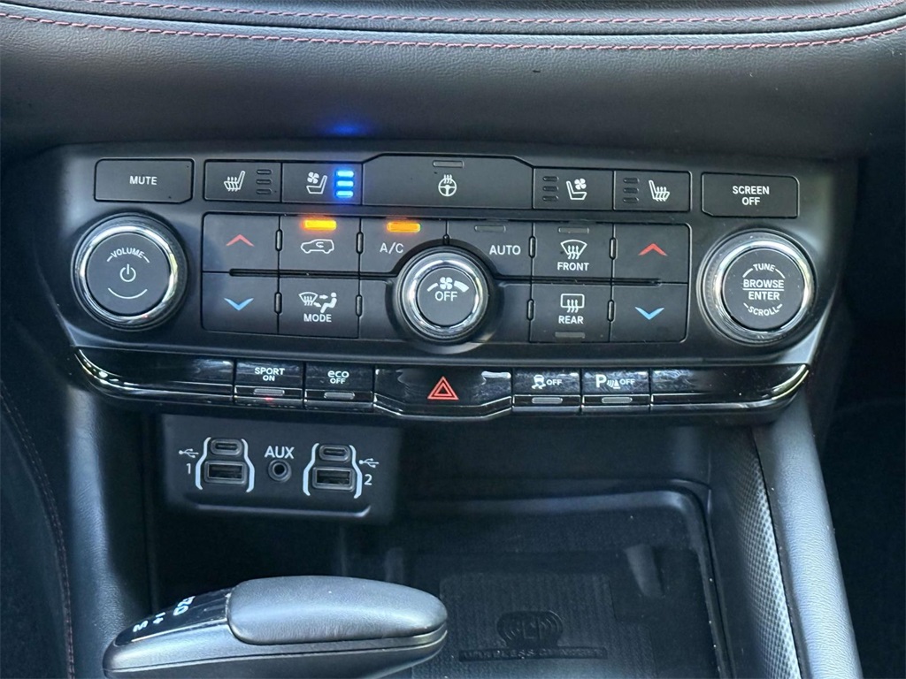 2021 Dodge Durango R/T photo 16