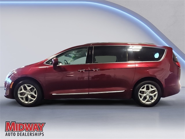 Used 2017 Chrysler Pacifica Touring-L Plus with VIN 2C4RC1EG6HR669689 for sale in Kearney, NE