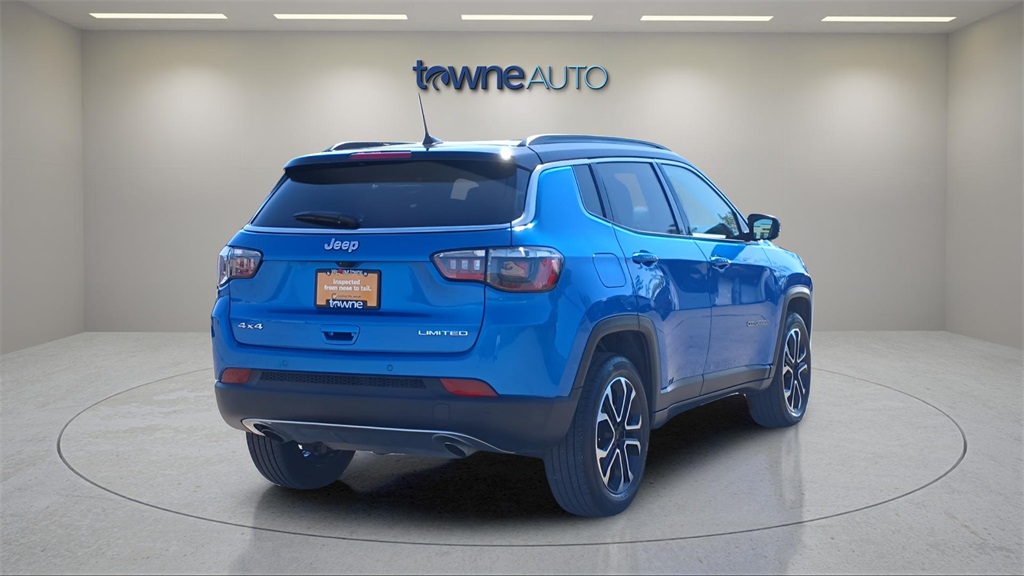 2023 Jeep Compass Limited photo 4