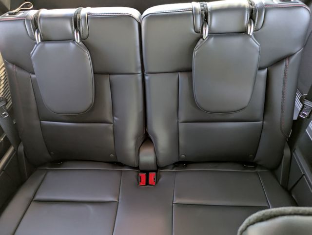 2025 Ford Explorer ST photo 26