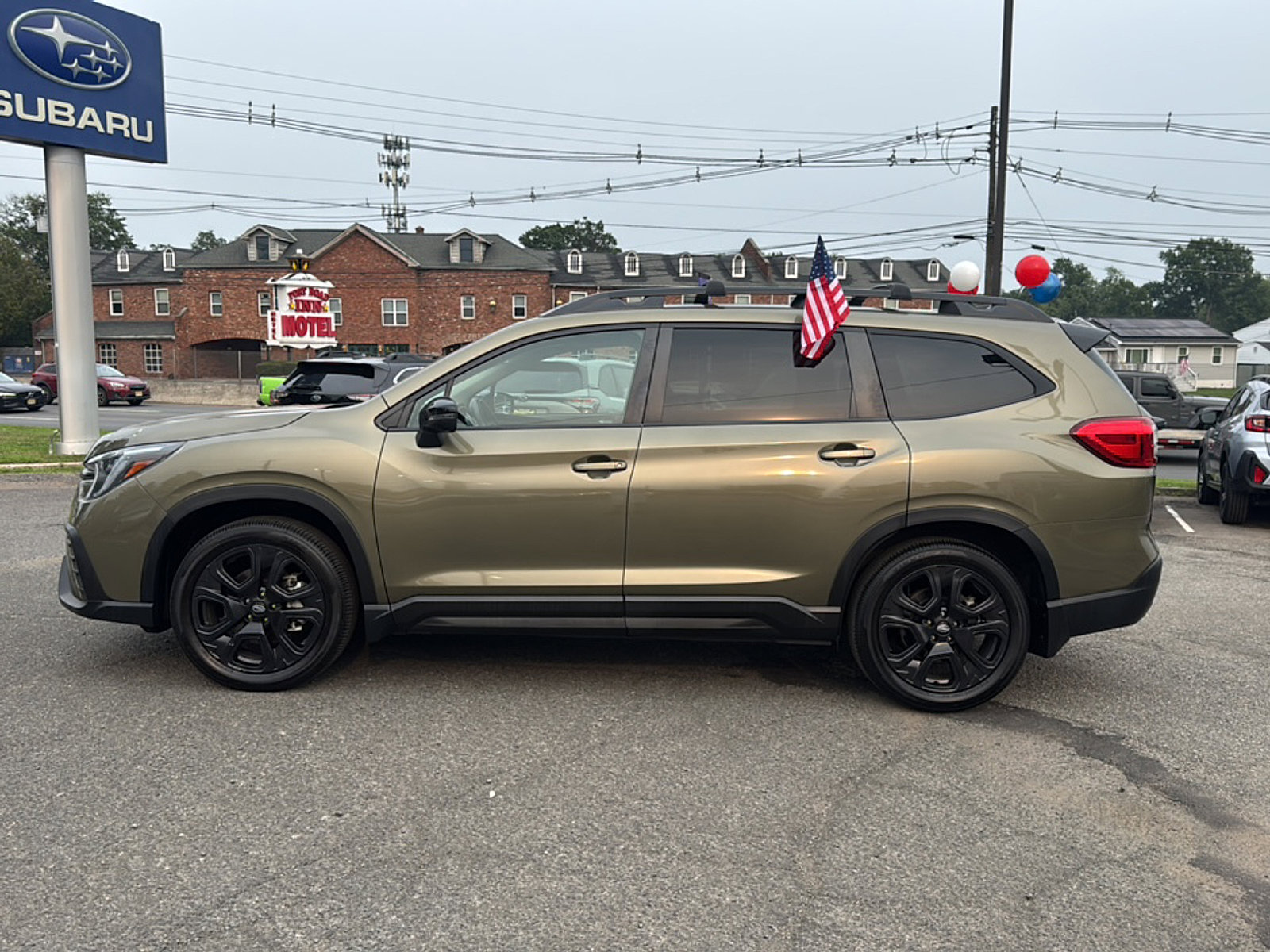 2023 Subaru Ascent Onyx Edition photo 6