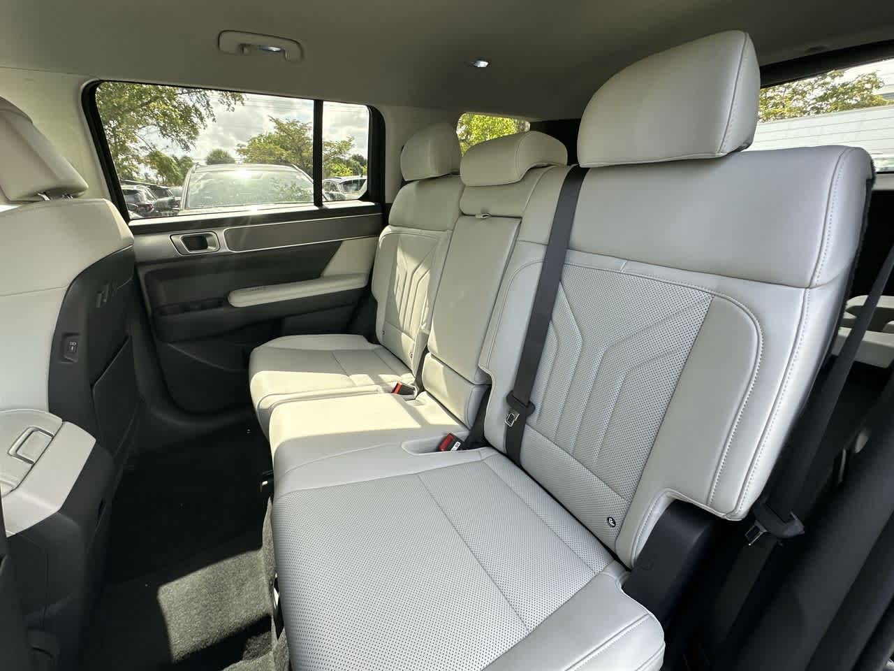2026 Hyundai Santa Fe SEL photo 21