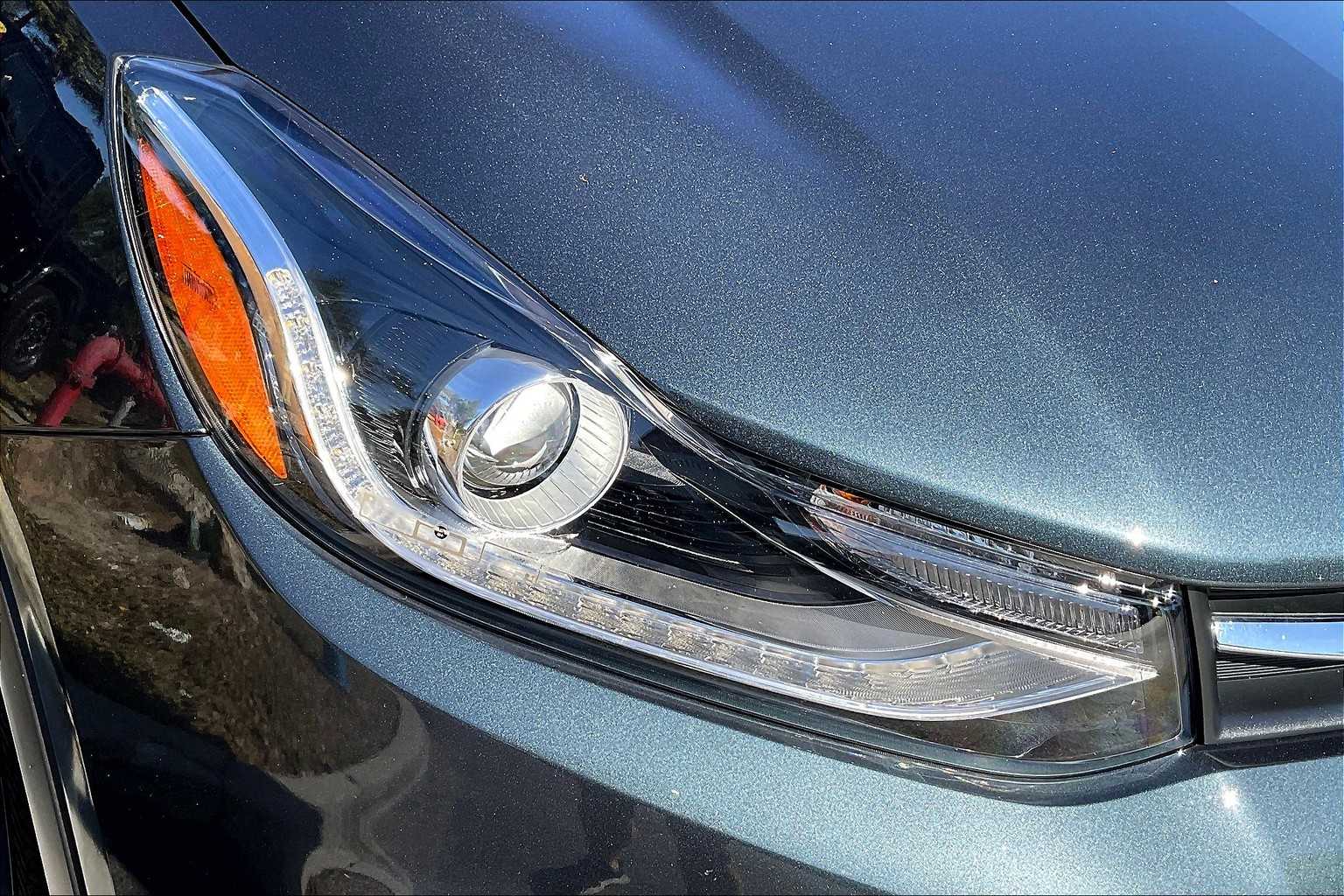 2021 Chevrolet Trax LT photo 26