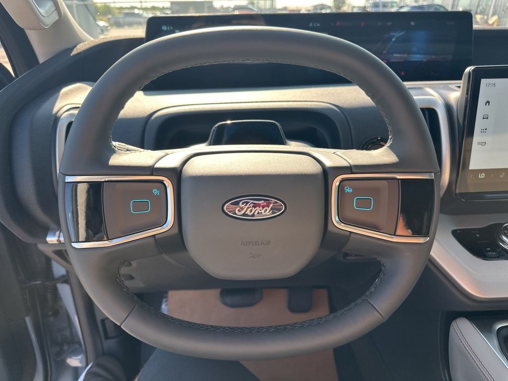 2025 Ford Expedition MAX photo 17
