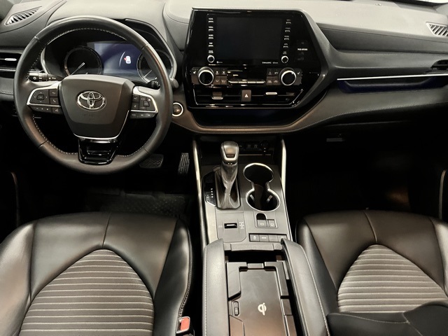 2021 Toyota Highlander XSE photo 10