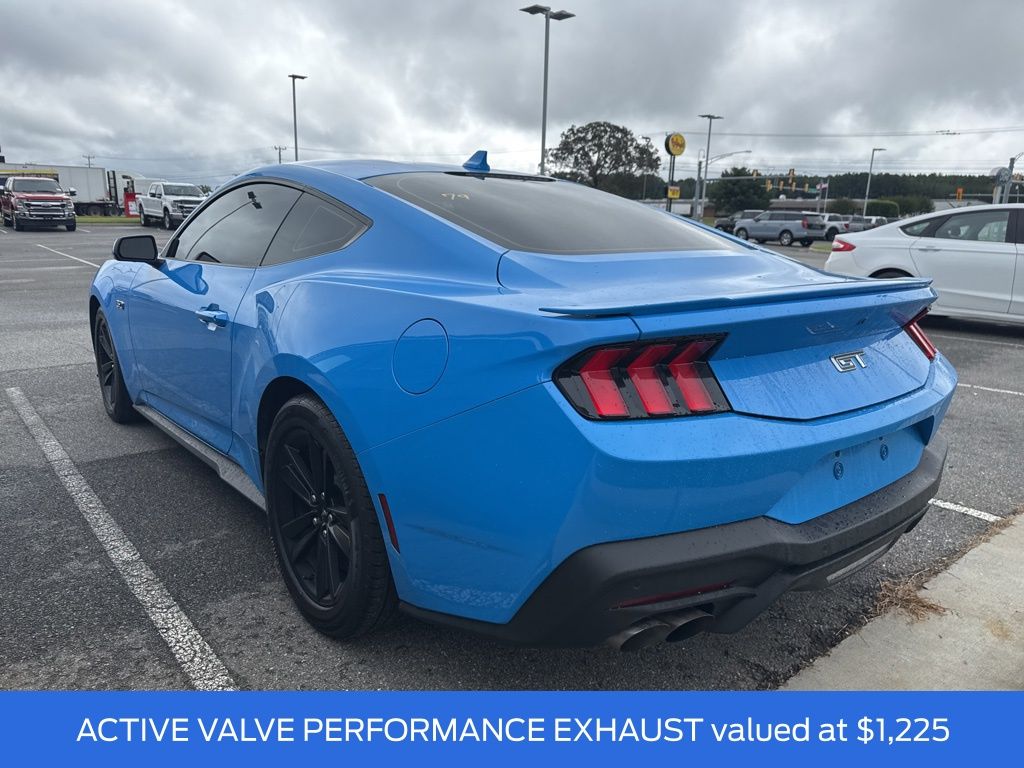 2024 Ford Mustang GT photo 4