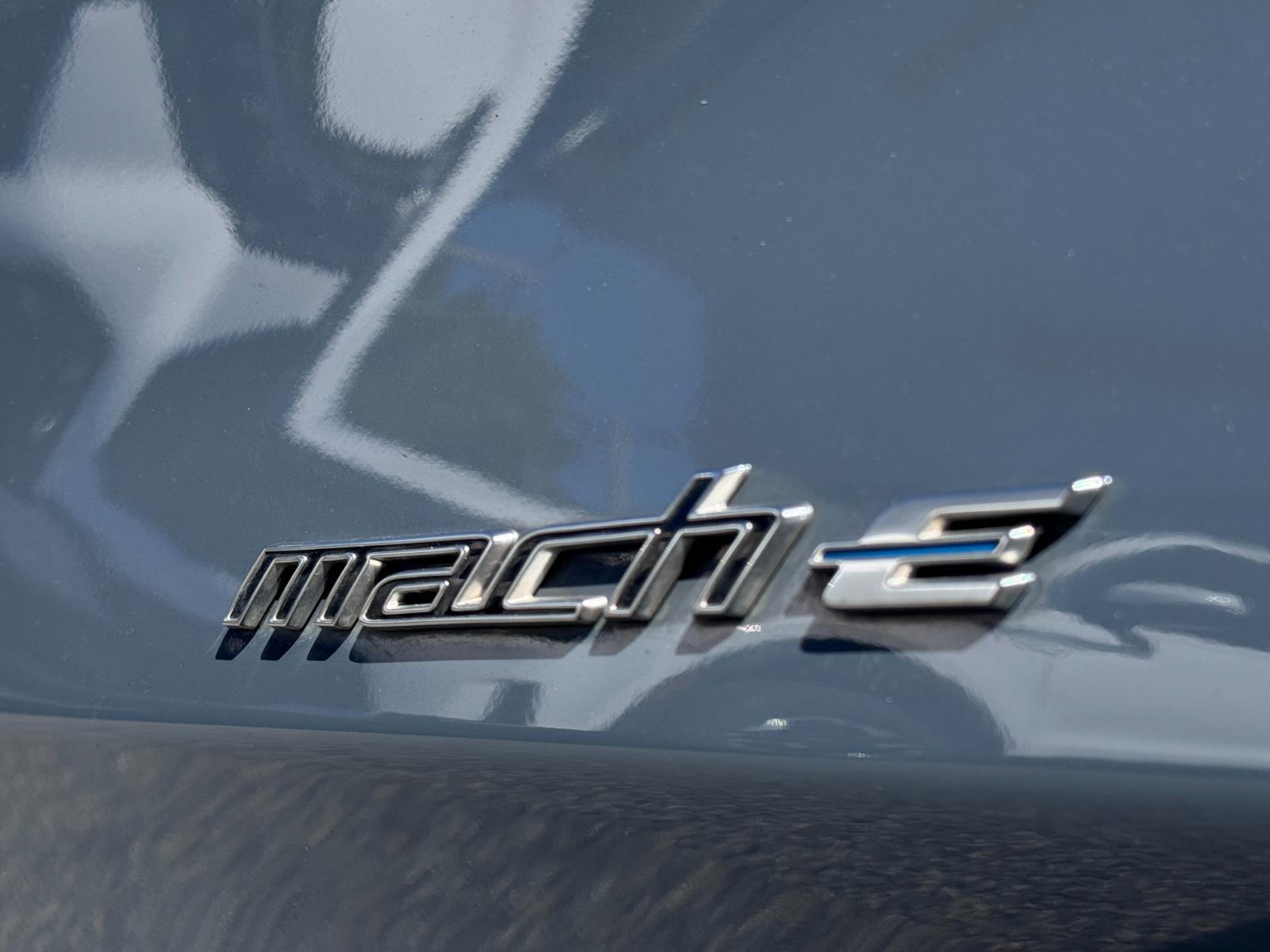 2023 Ford Mustang Mach-E Premium photo 7