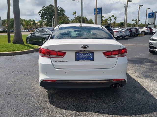 2018 Kia Optima LX photo 4